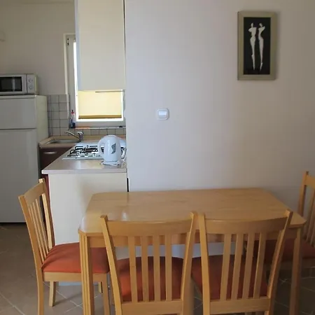 Apartament In With Sea View, Terrace, Air Conditioning, Wifi 4472-1 *